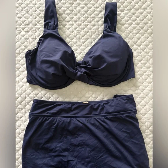 Anne Cole Navy Bikini Set - Picture 2 of 3